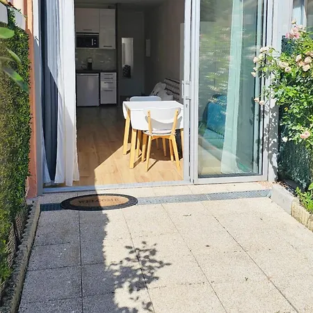 A - Les Mimosas 아파트 망들리유 라 나플